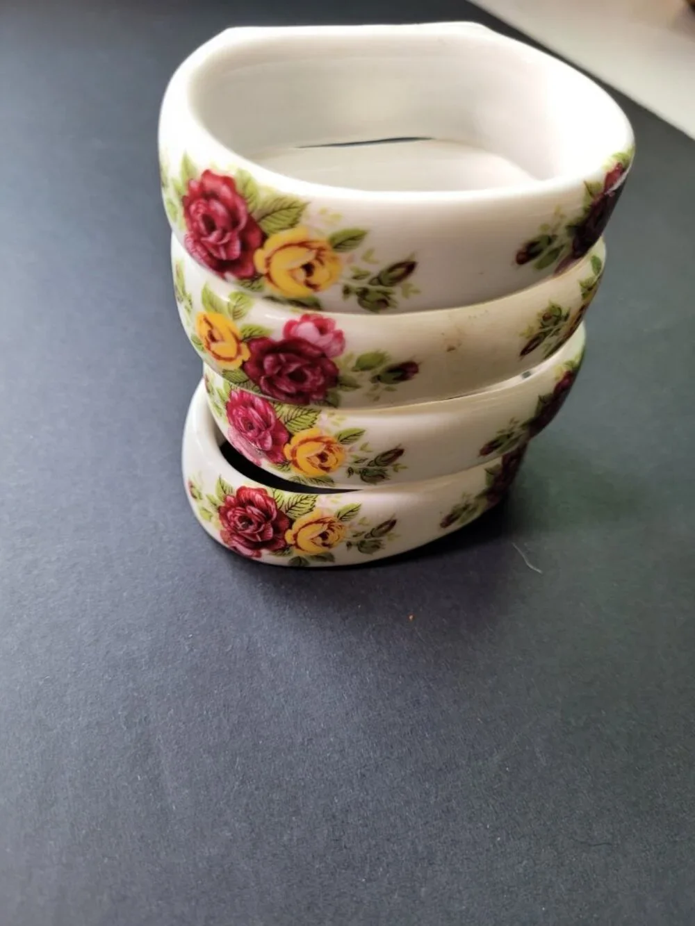 Vintage Genuine Bone China Cottage Rose‎ Napkin Rings Set of 4 Floral Taiwan